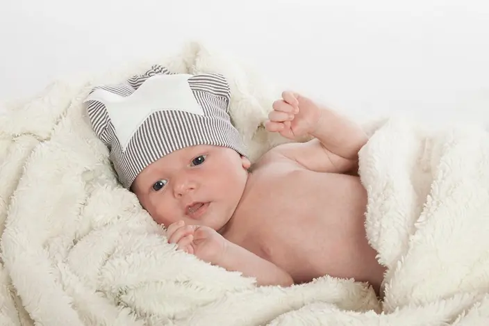 babyfotos-newborn-fotograf-owl-kreis-lippe-b