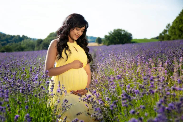 Babybauch Shooting outdoor